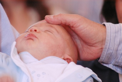 Pourquoi Baptiser les bébés ? - Page 3 Fotolia_5569478_XS